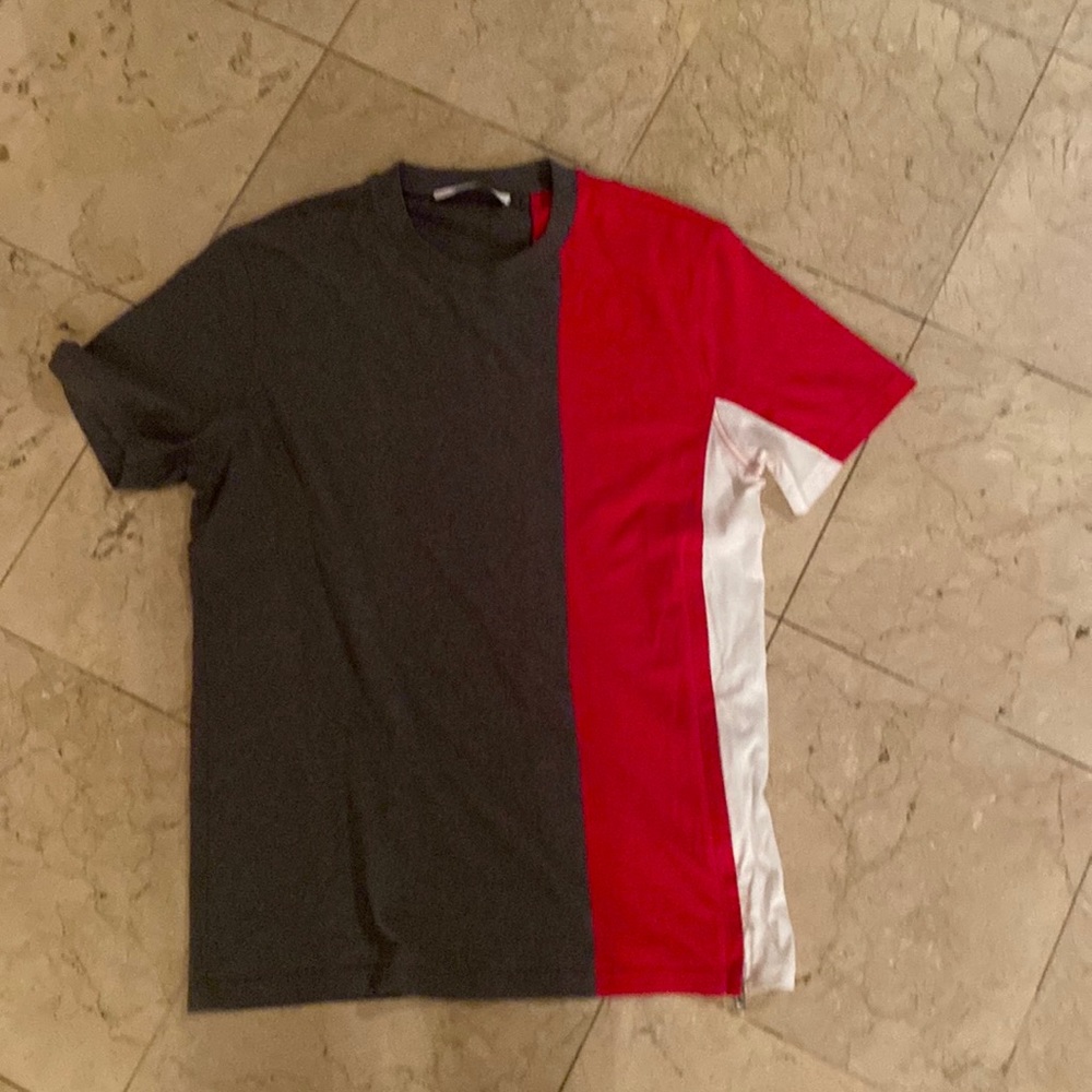 Men’s givenchy tshirt grey red size M